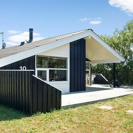 Tia - 900m From The Sea By Interhome Hjørring